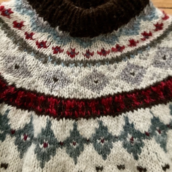 Vintage Ecuadorian sweater - Picture 3 of 4